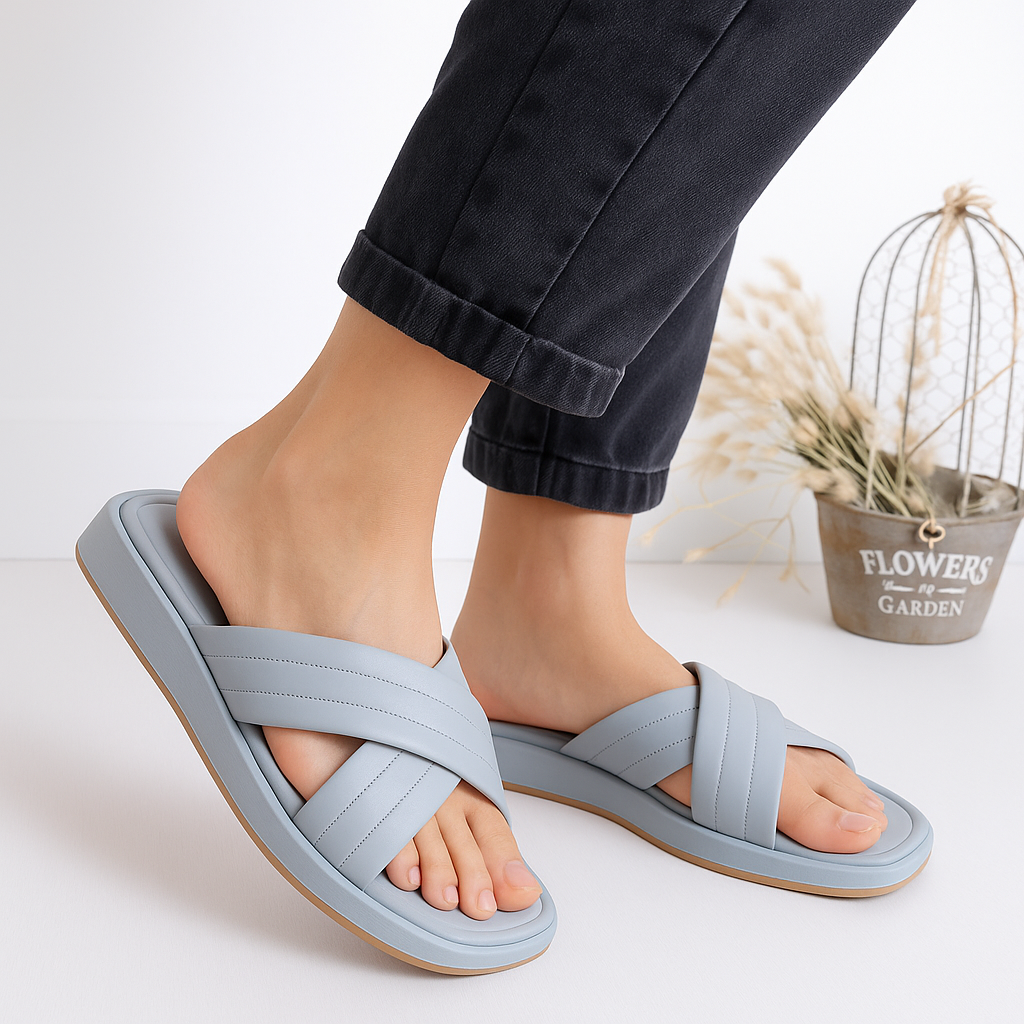 20250831_1834_Sleek Black Shoes_remix_01k4059fywepjtg8g20xjsyvgn